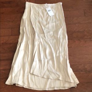 NWT Mango Cream Skirt. Size 4